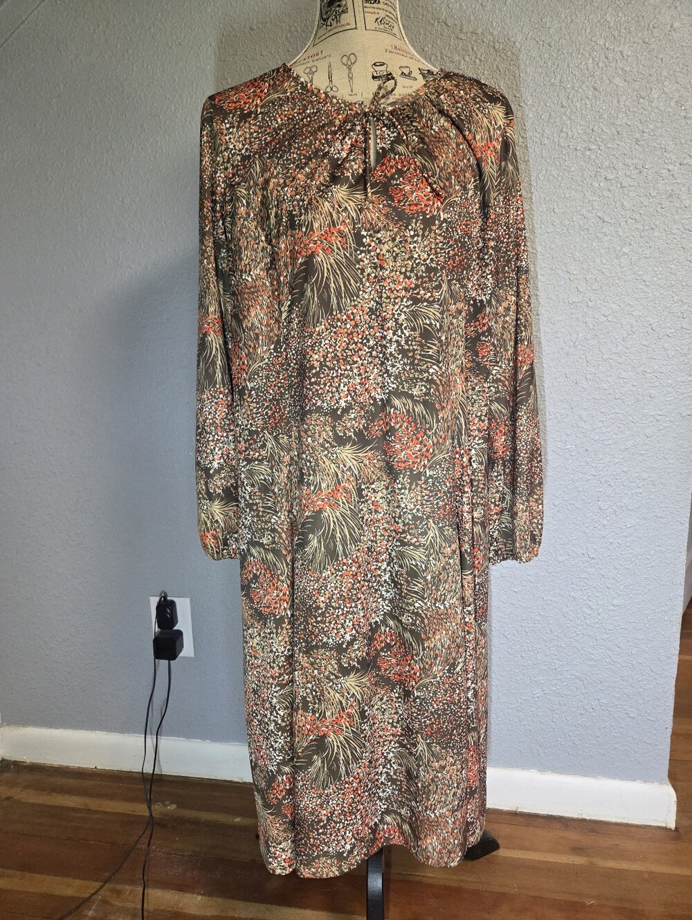 Vintage 1970s Damon Dress Smock Bohemian Autumn Green Orange Ivory Floral design